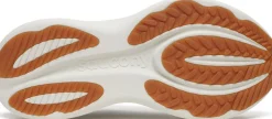Saucony Triumph 24 W Torte/touch