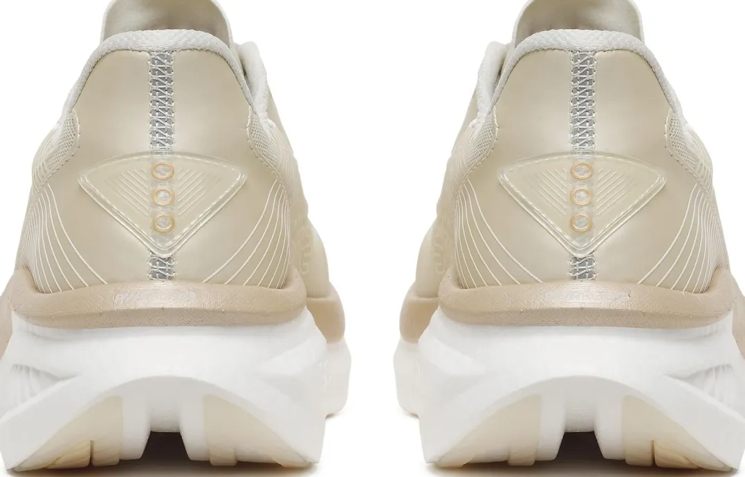Saucony Women's Endorphin Azura Eggshell/ivory