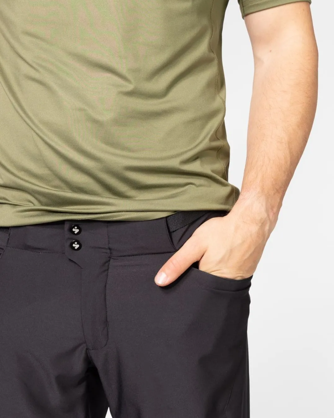 Sweet Protection Hunter II Light Shorts M Black