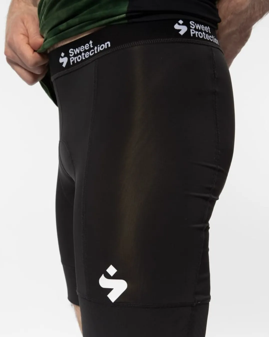 Sweet Protection Men's Hunter Roller Shorts Black