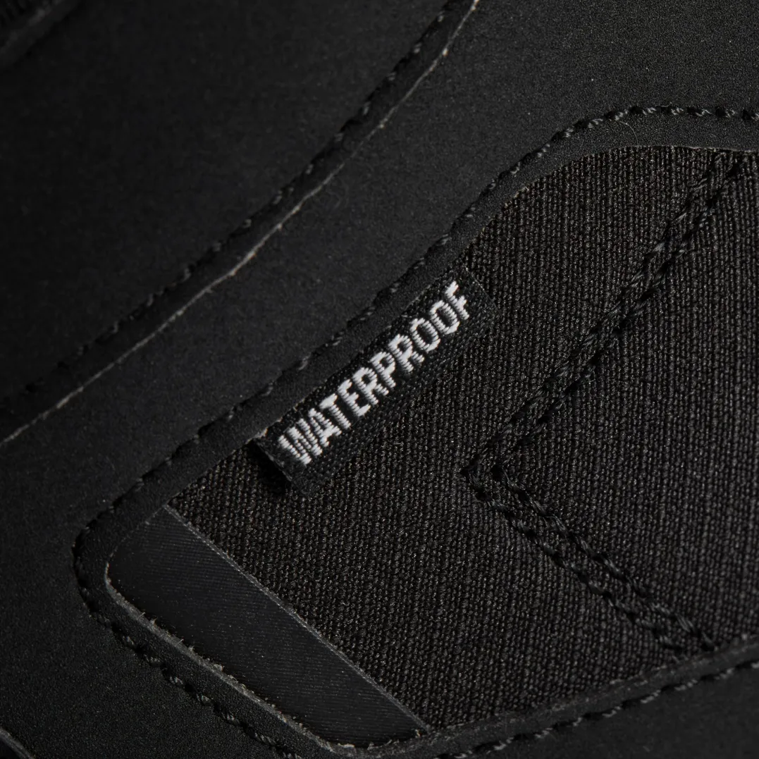 Urberg Hiking Boot Jr Black