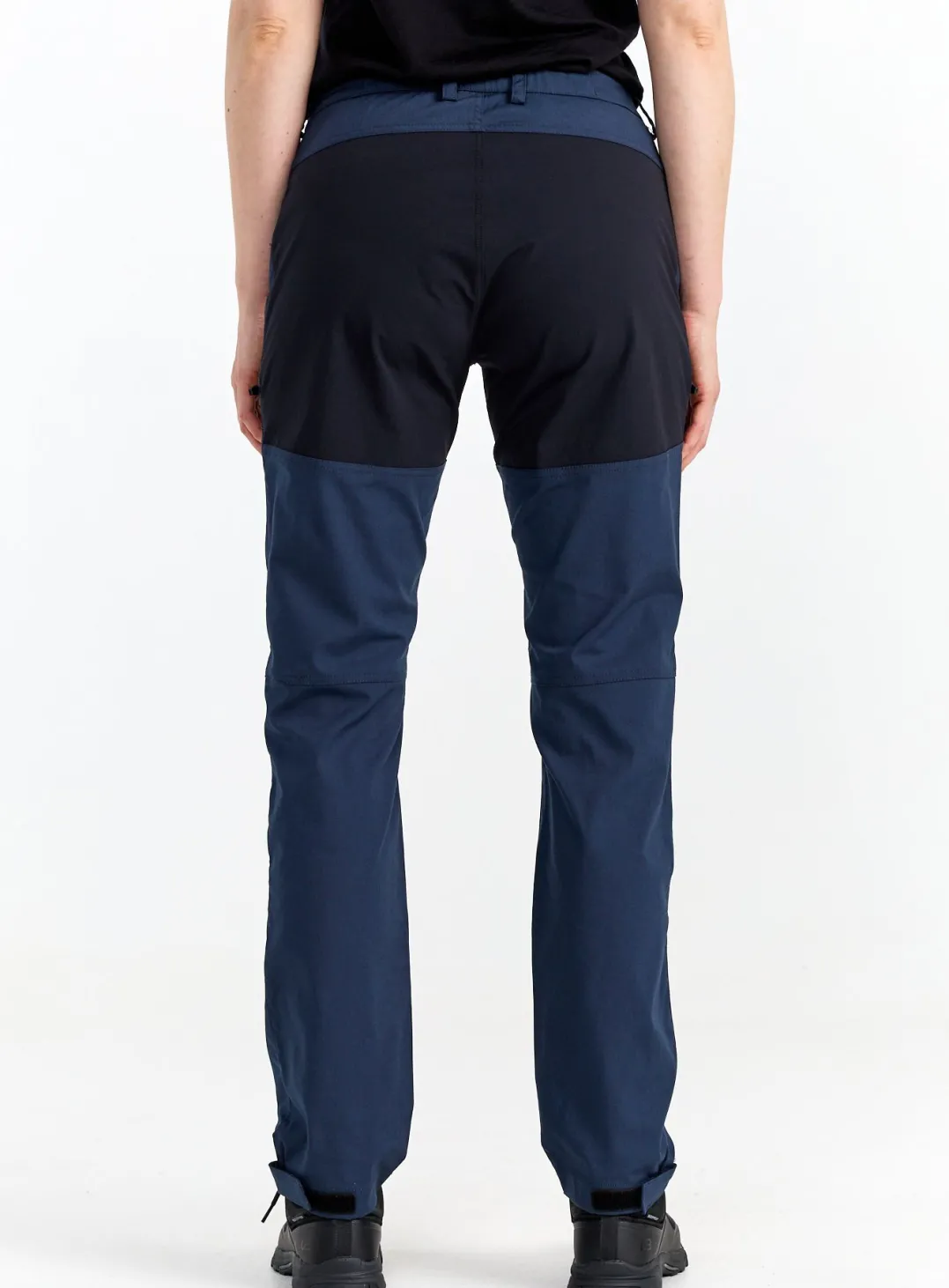 Urberg Women's Bjona Hiking Pants Midnight Navy