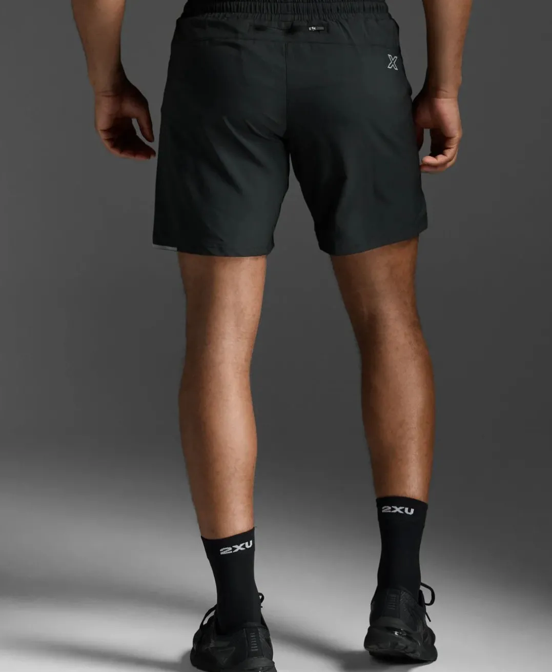 2XU Men's Aero 7 Inch Shorts Black/Silver Reflective
