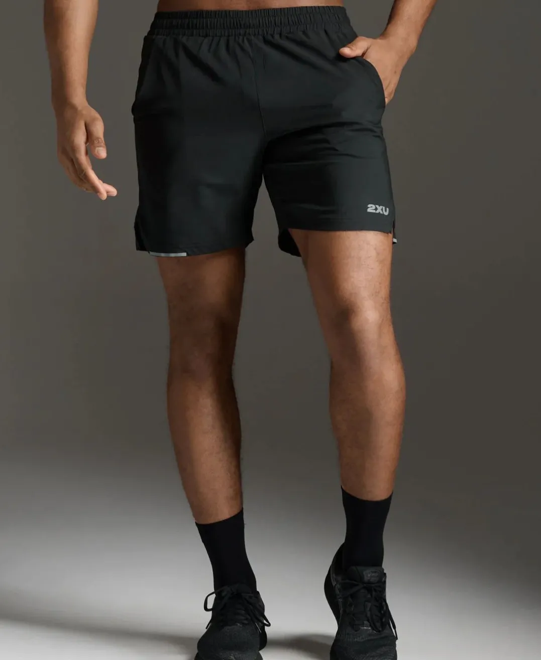 2XU Men's Aero 7 Inch Shorts Black/Silver Reflective