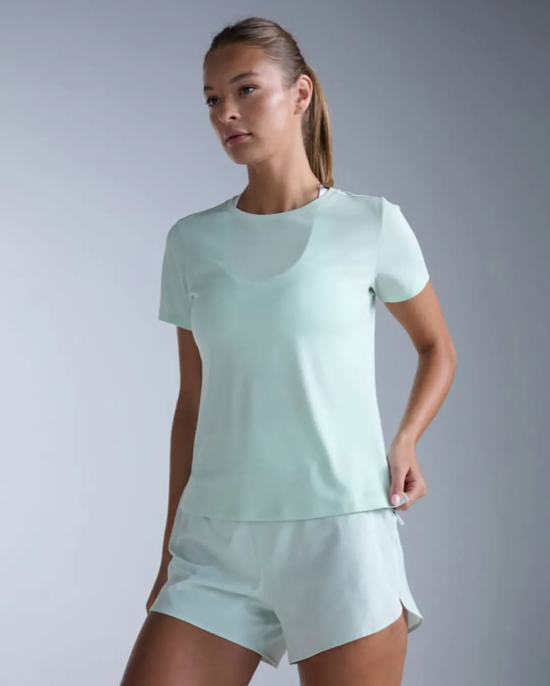 2XU Women'S Aero Mesh Tee Mint Dust/mint Reflective