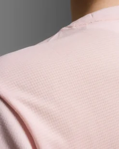 2XU Women'S Aero Mesh Tee Pink Frost/pink Frost Reflective