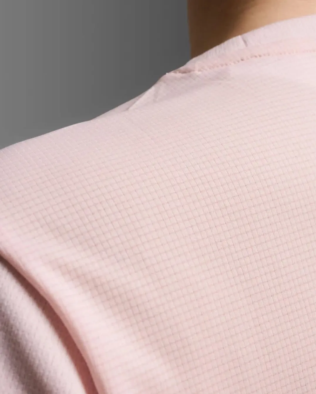 2XU Women'S Aero Mesh Tee Pink Frost/pink Frost Reflective