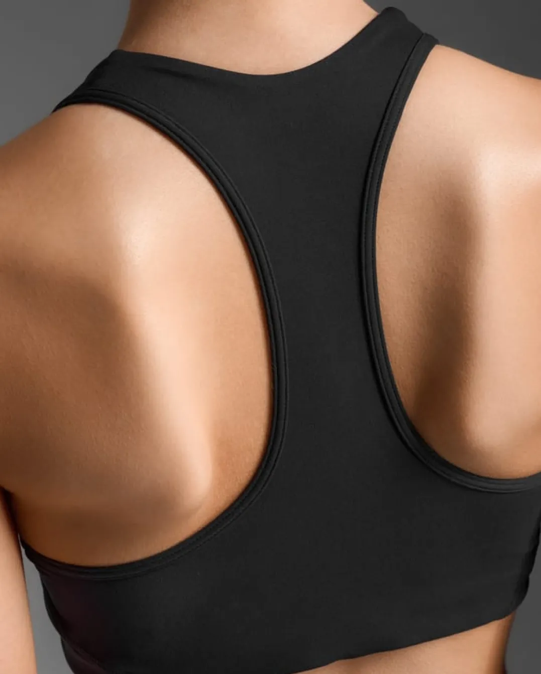 2XU Women'S Form Racerback Medium Impact Bra Black/black