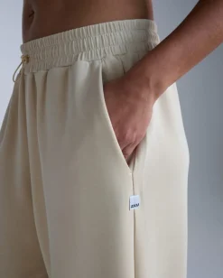 2XU Women'S Wonderluxe Sand Washed Wide Leg Pants Mojave Desert/white